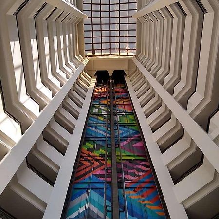 阿雷格里港丽筠酒店 内观 照片 The staircase of the library