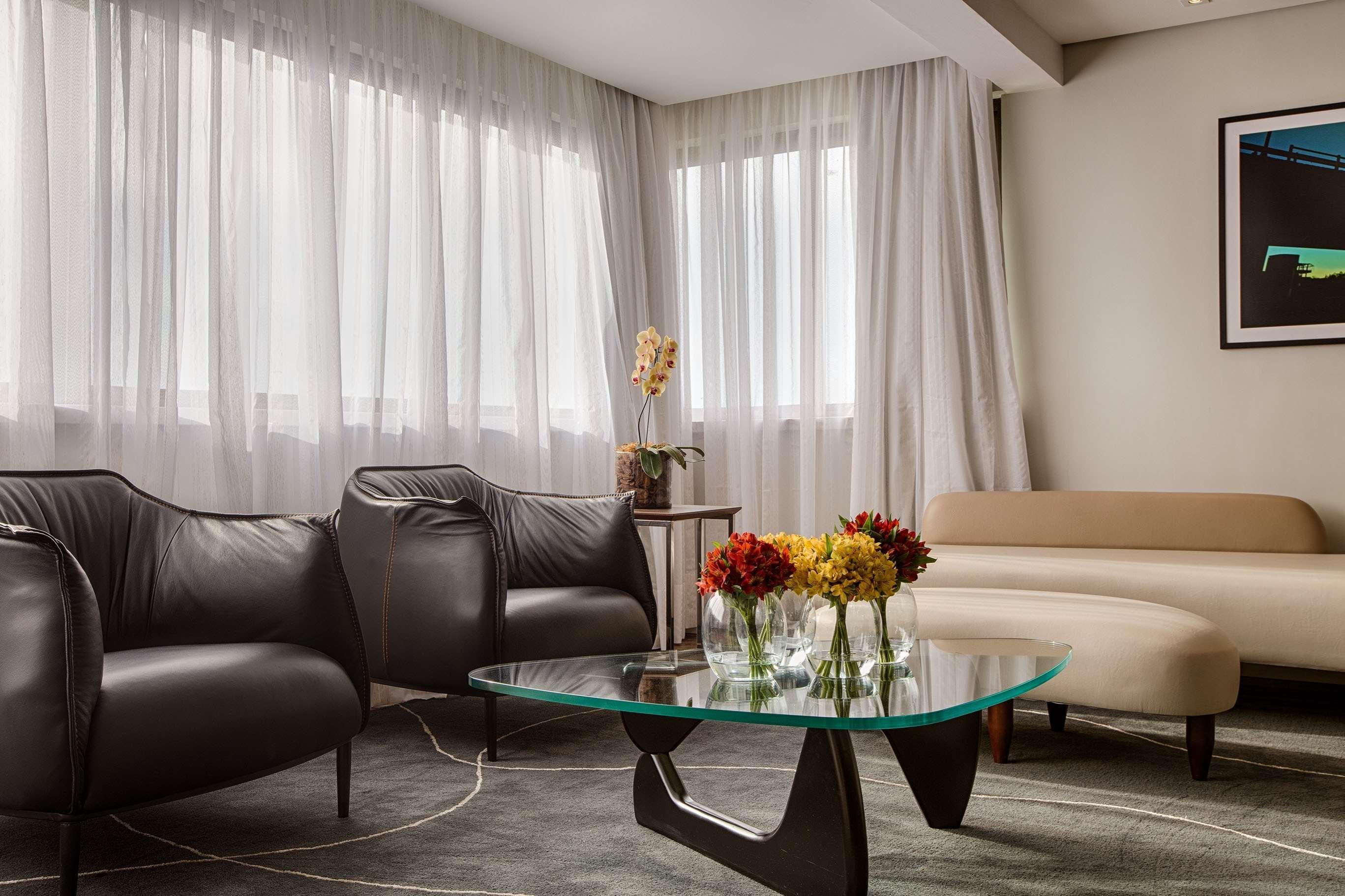 阿雷格里港丽筠酒店 外观 照片 A living room at the hotel
