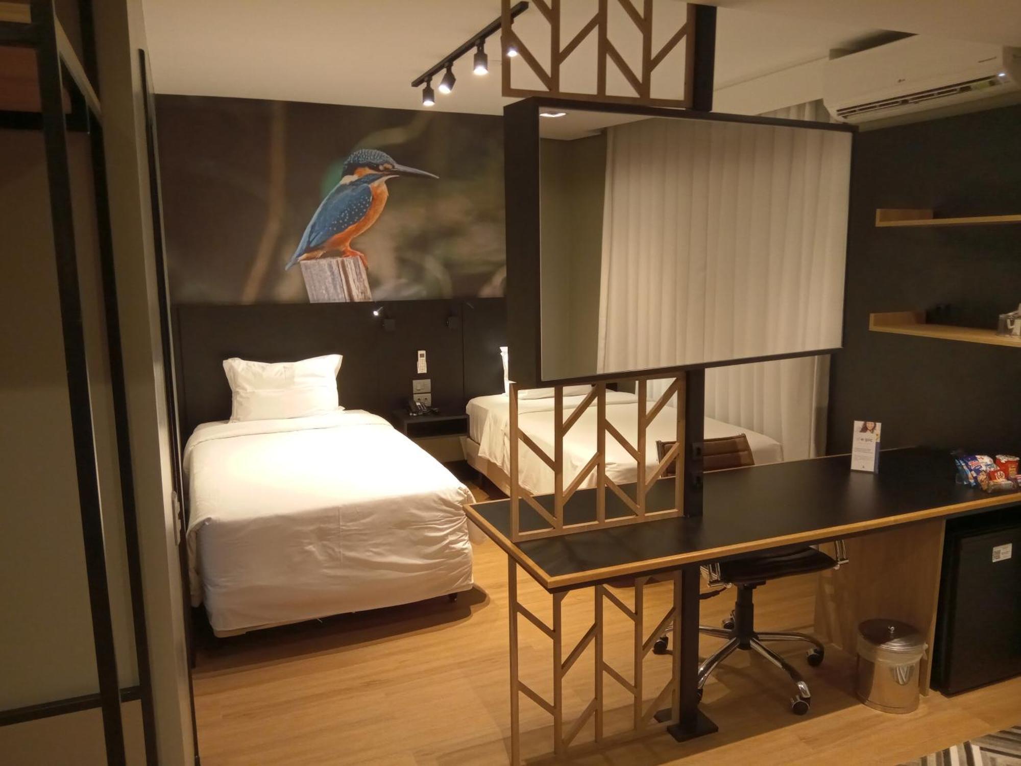阿雷格里港丽筠酒店 外观 照片 A room at the hotel